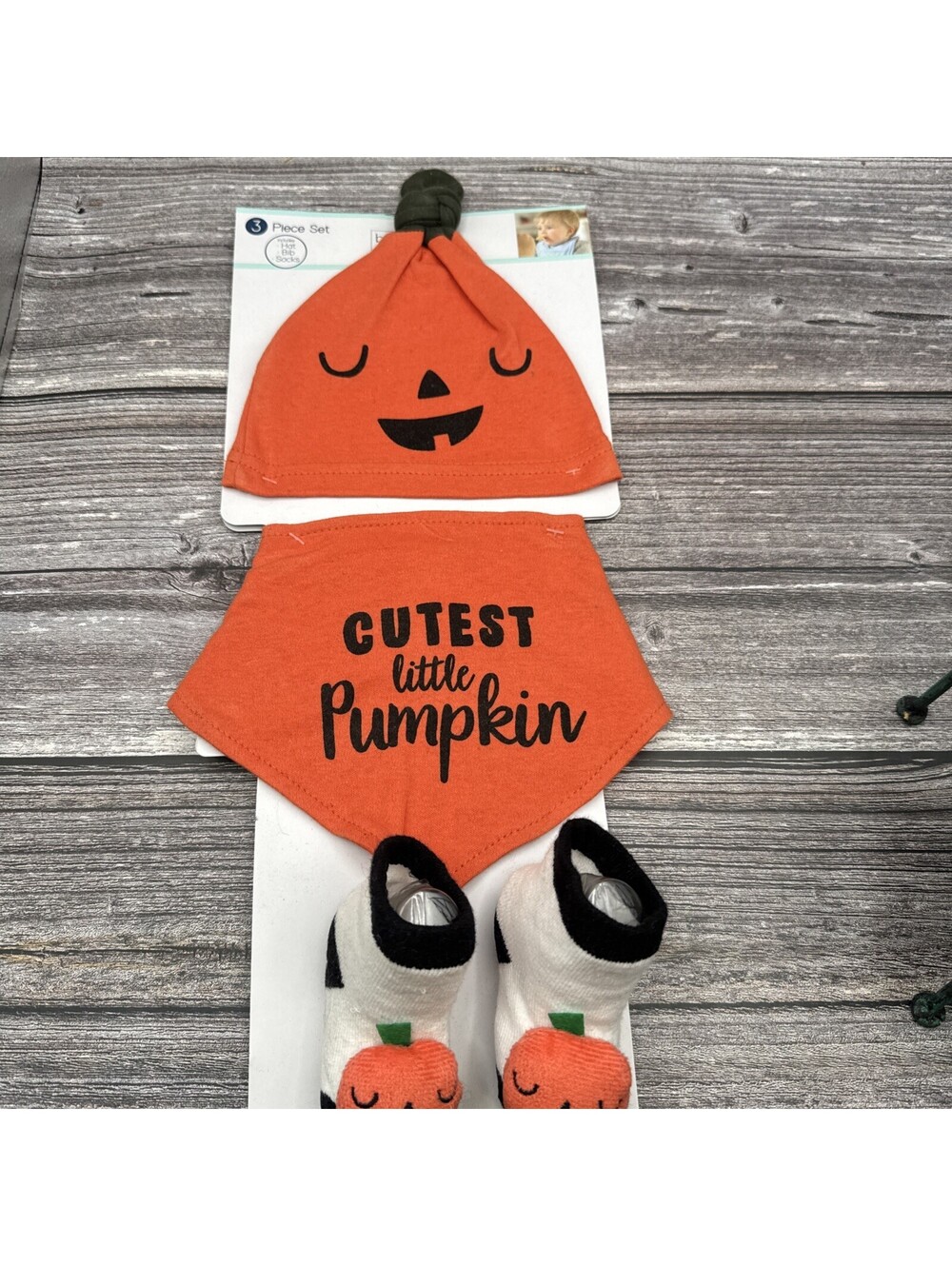 Halloween Thanksgiving Baby 0-12 months 3 Piece Set Hat Bib Socks By Baby Gear